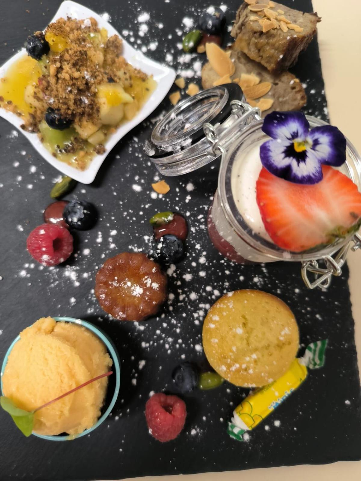 Chateau D'Arance Hotel Restaurant Espace Bien-Etre Cette-Eygun Eksteriør bilde